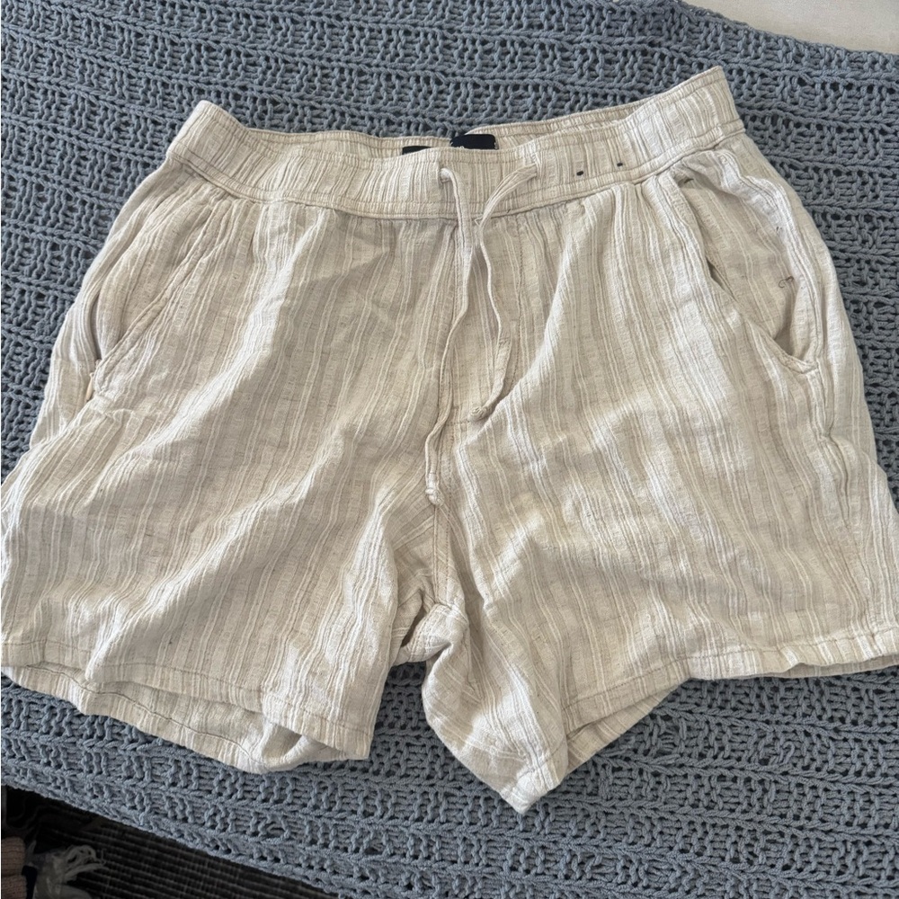 Men’s Hollister Beige Textured Shorts